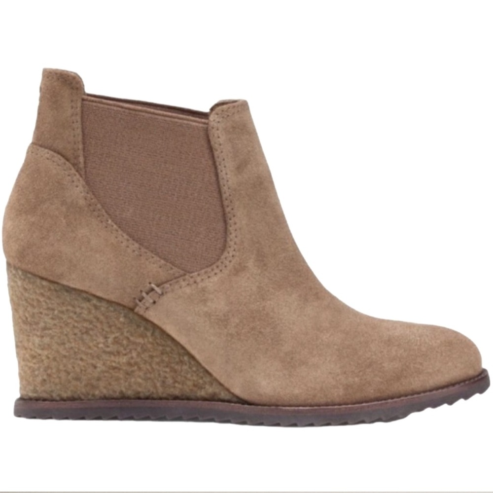 TRASK | Tatum khaki gum wedge sole ankle booties